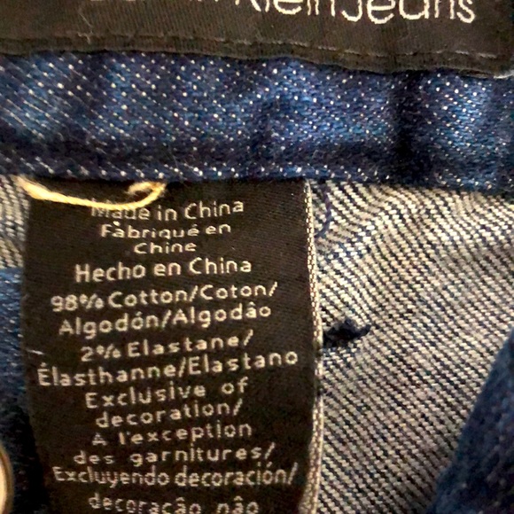 CK jean shorts - Picture 3 of 4